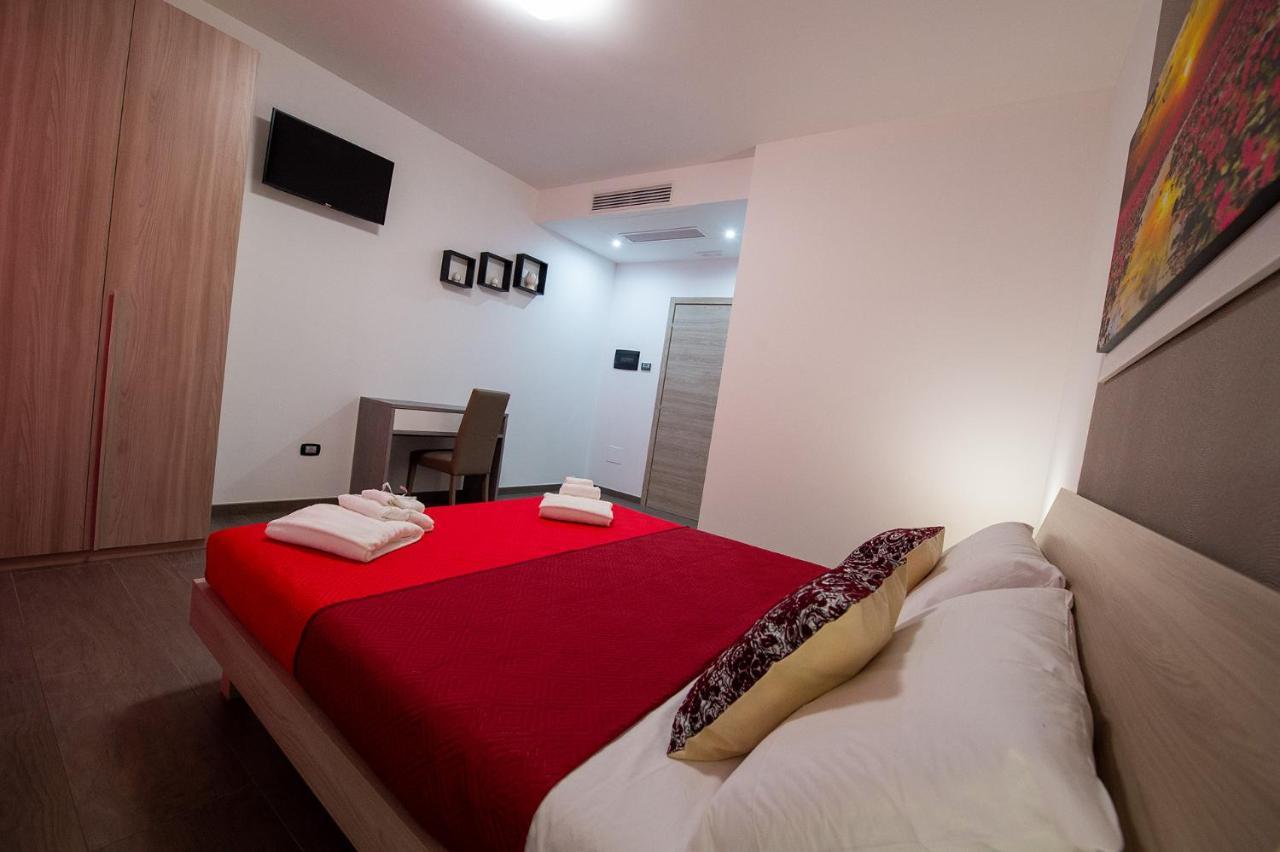 Perla Del Sud Hotel Sava Екстериор снимка