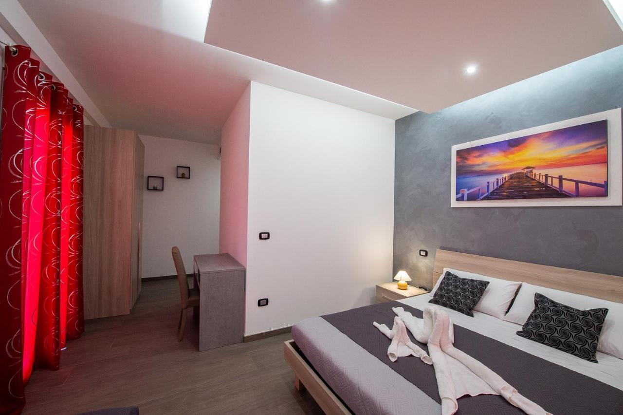 Perla Del Sud Hotel Sava Екстериор снимка