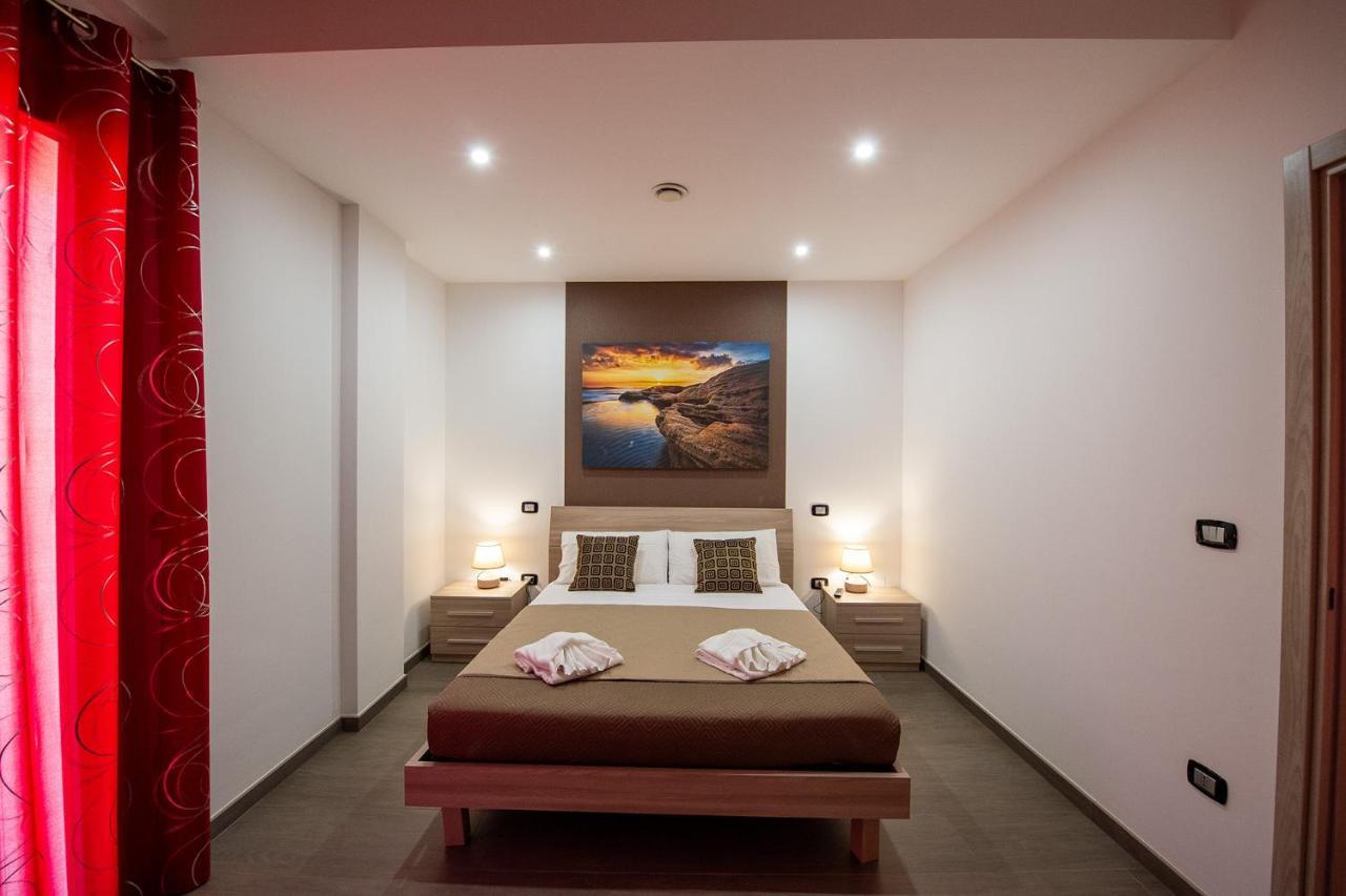 Perla Del Sud Hotel Sava Екстериор снимка