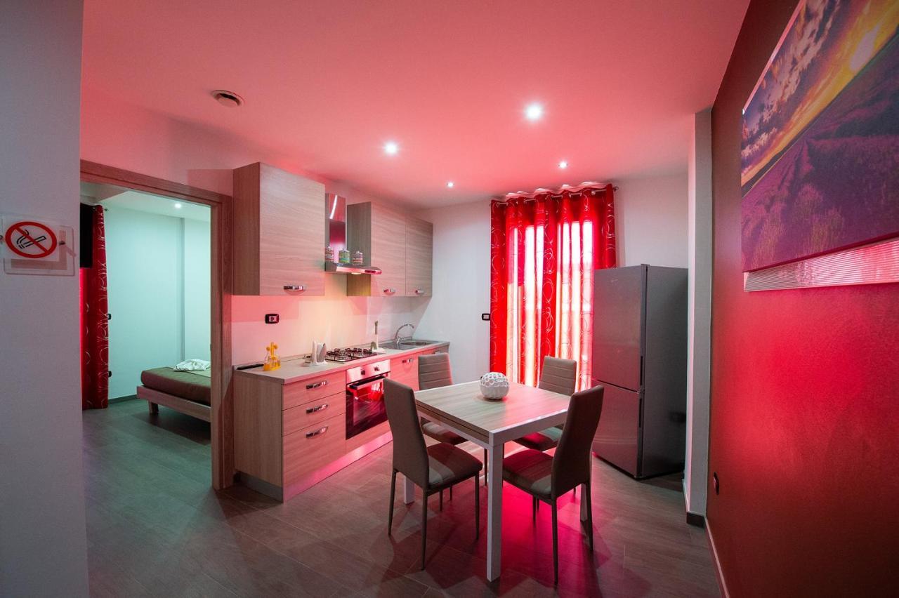 Perla Del Sud Hotel Sava Екстериор снимка